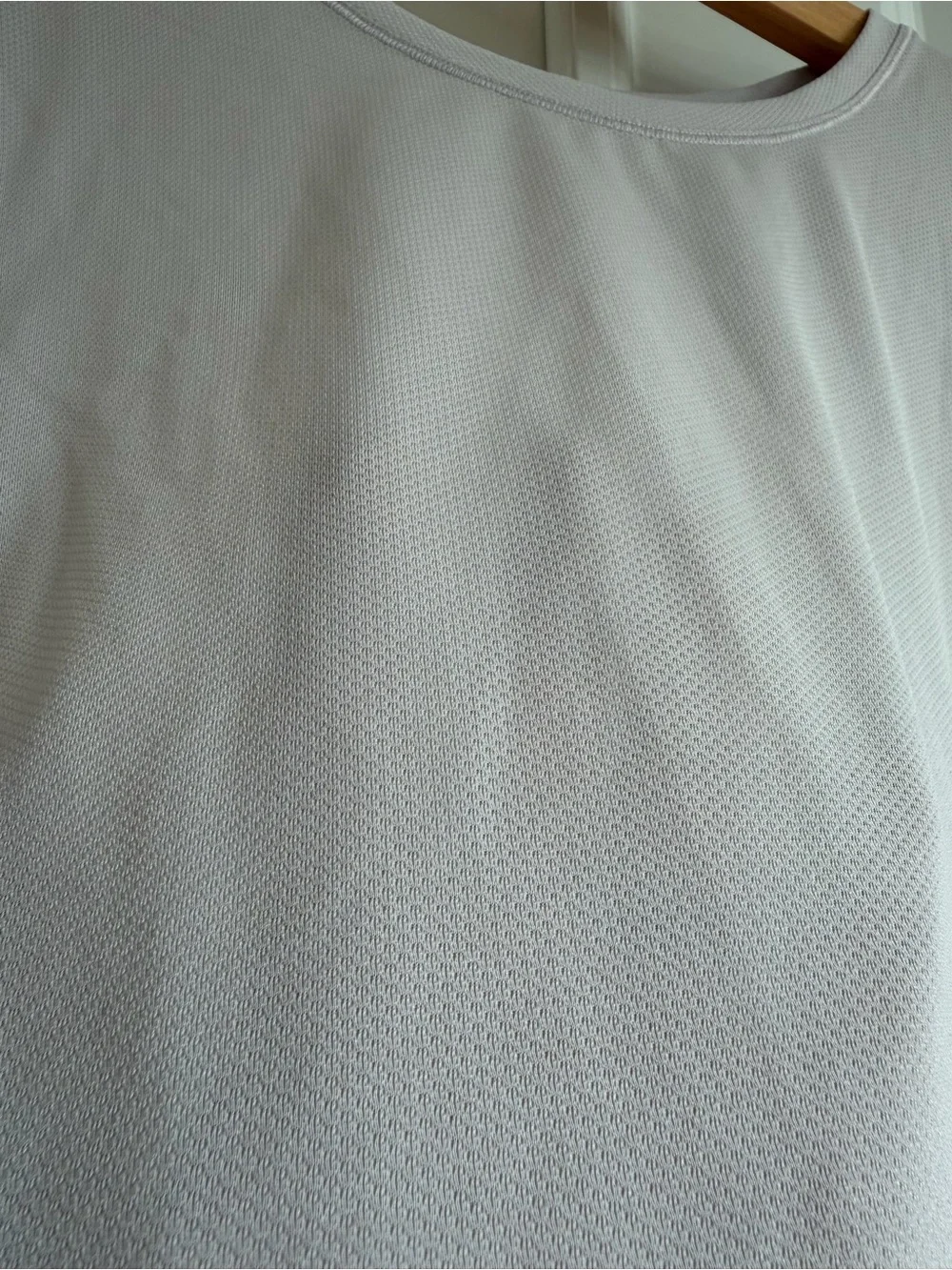 Lululemon women’s High Neck Run and Train Tee